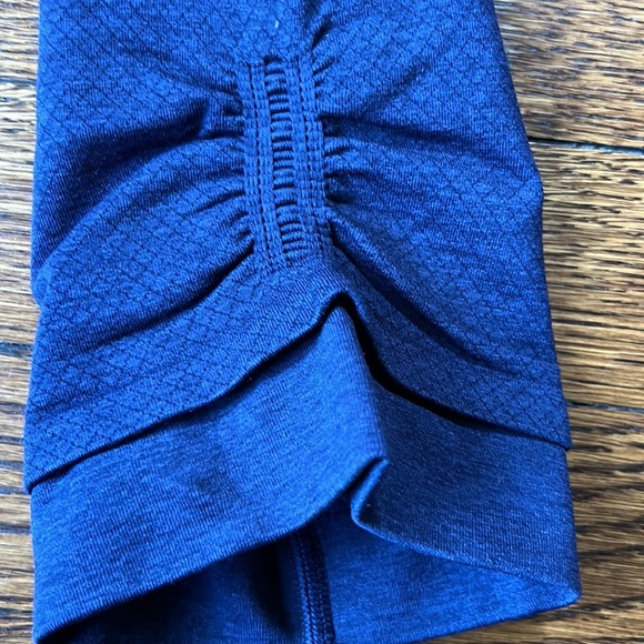 Lululemon In The Flow Crop ll Size 4 - Picture 8 of 16